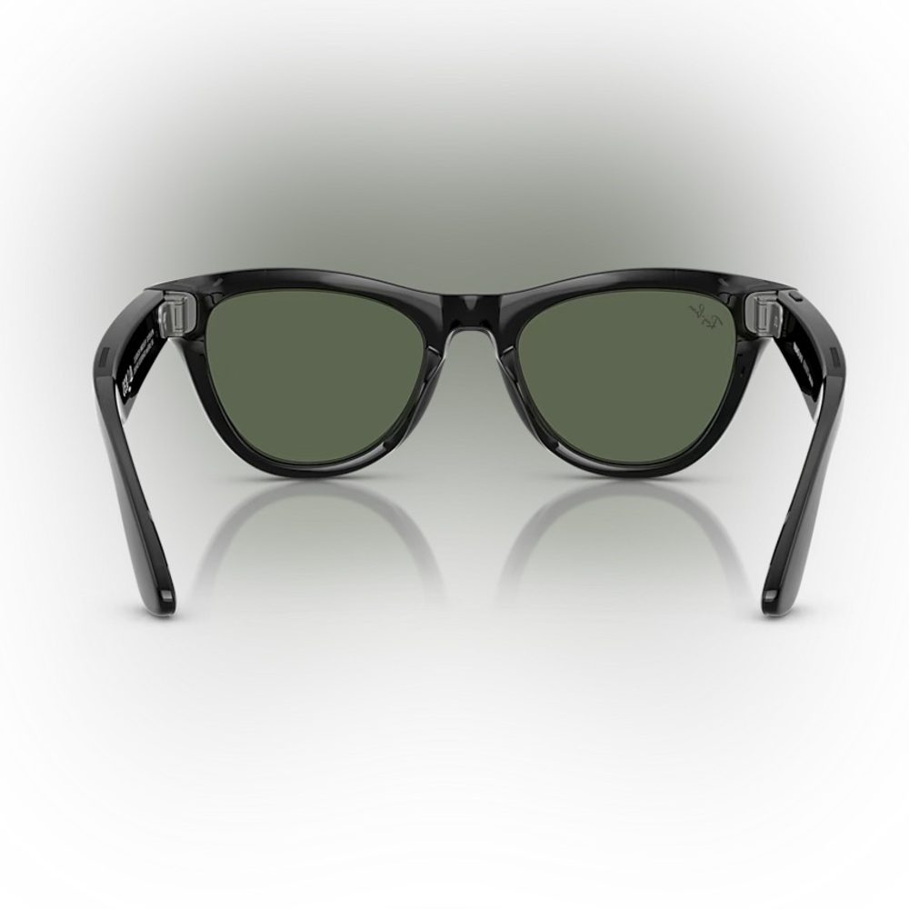 Ray-Ban Meta Skyler Sunglasses - Picture 7 of 7